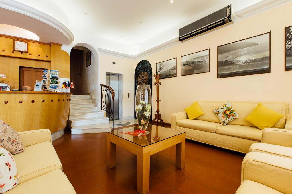 פונטבלנדה Hotel Cala Di Forno מראה חיצוני תמונה