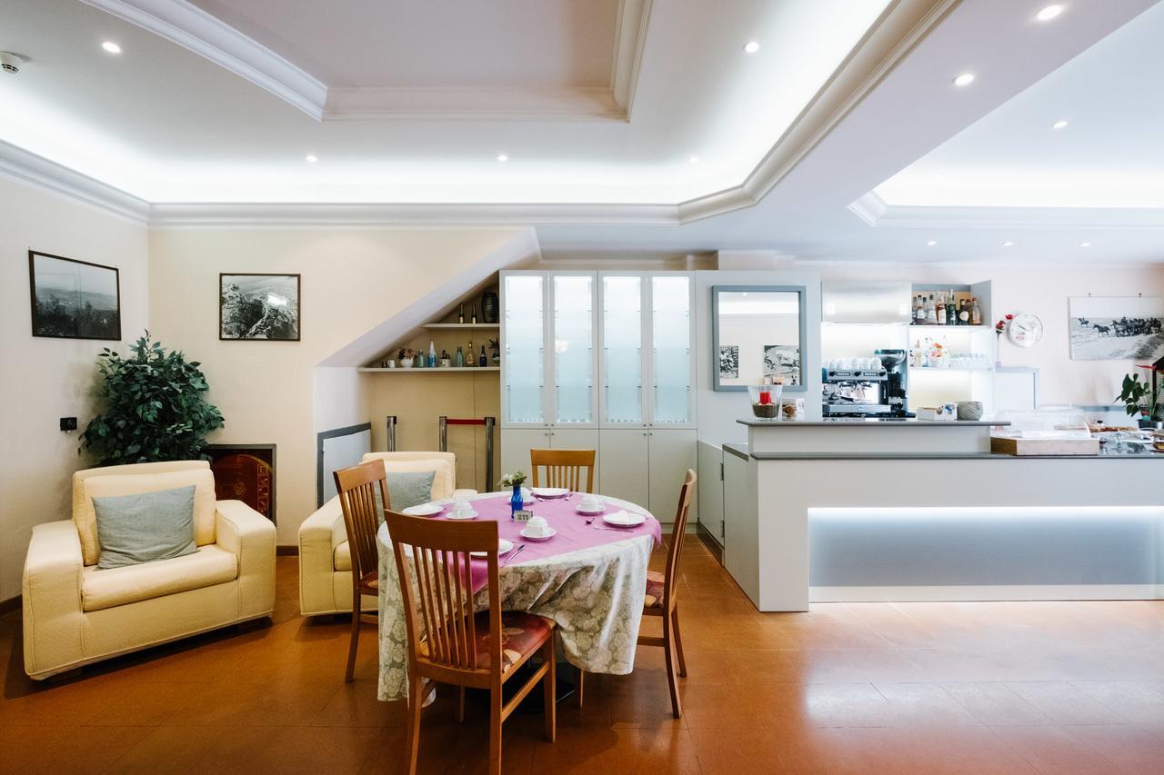 פונטבלנדה Hotel Cala Di Forno מראה חיצוני תמונה